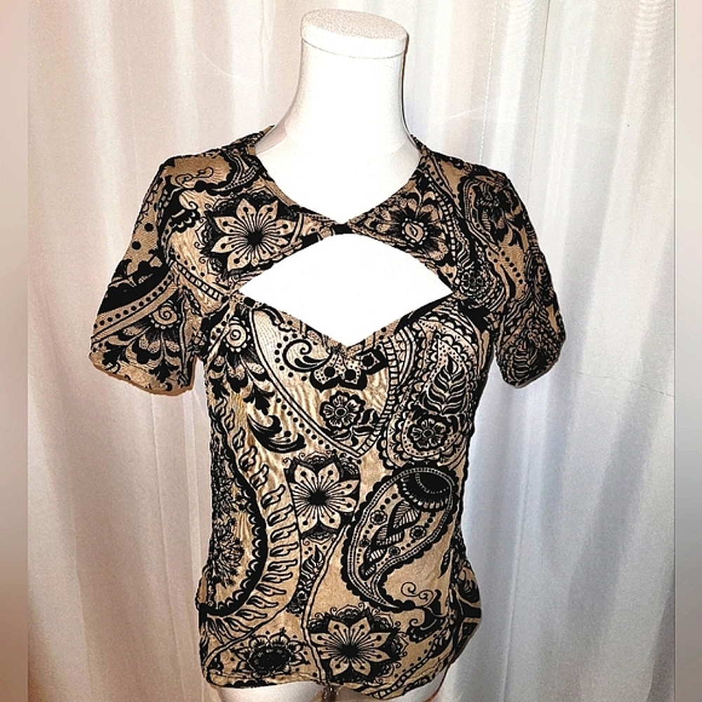 Blouse - Picture 2 of 5